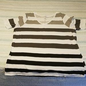 Like new Printed top